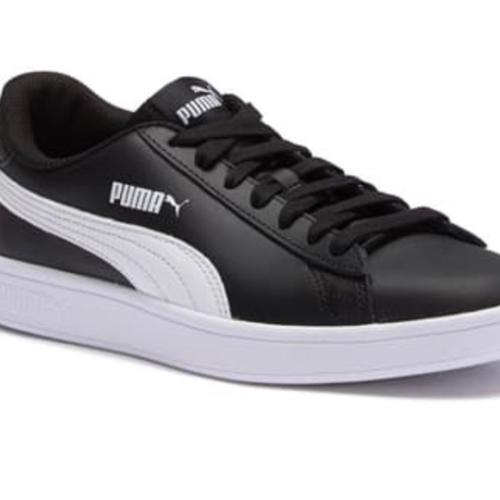 NIB Men’s Puma Smash v2 Leather